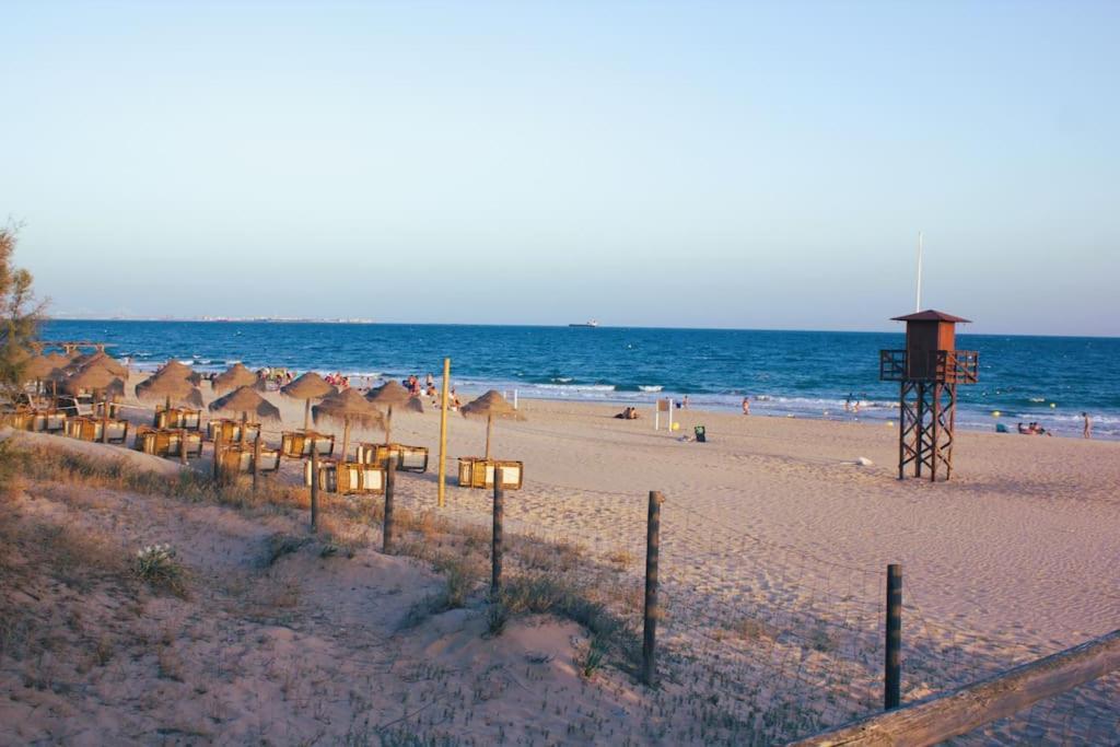 Apartamento Muy Cerca De La Playa. Primera Linea. Rota Exterior foto